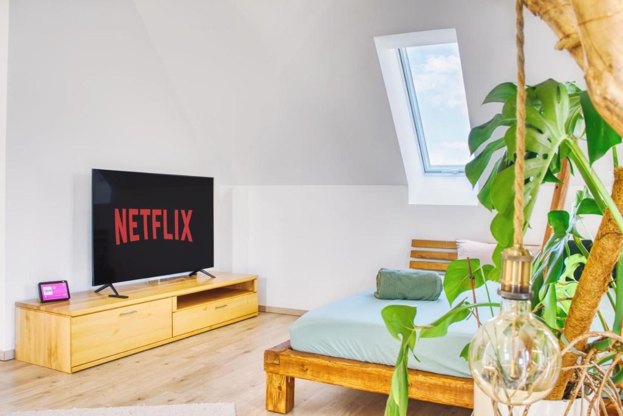 Luxus Apartment! Kueche, Balkon, Netflix, Parkplatz - 8 Personen Ilmmunster Eksteriør bilde